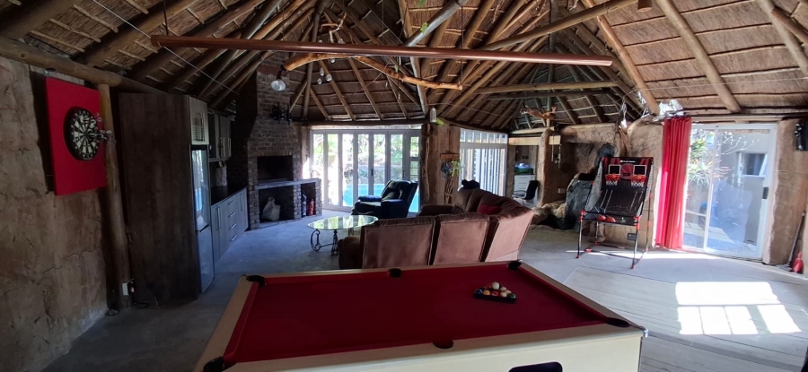6 Bedroom Property for Sale in Haven Hills Eastern Cape